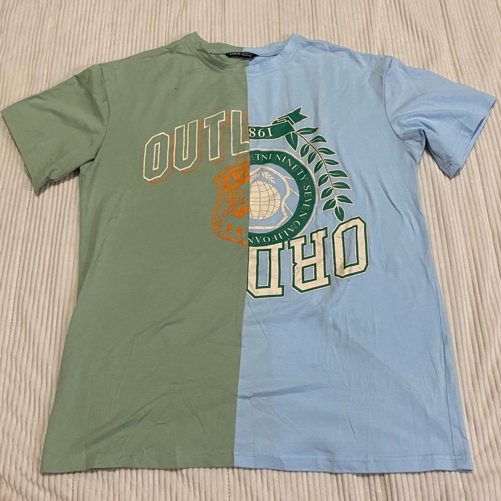 Shein Color Block Blue and Green Graphic Tee